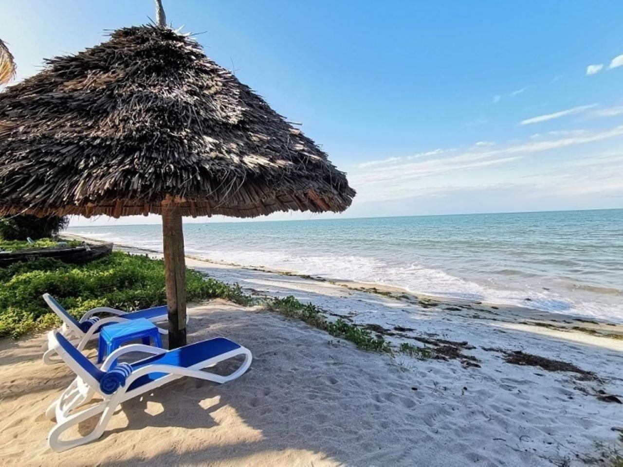 Barry'S Beach Resort Mkwaja Экстерьер фото
