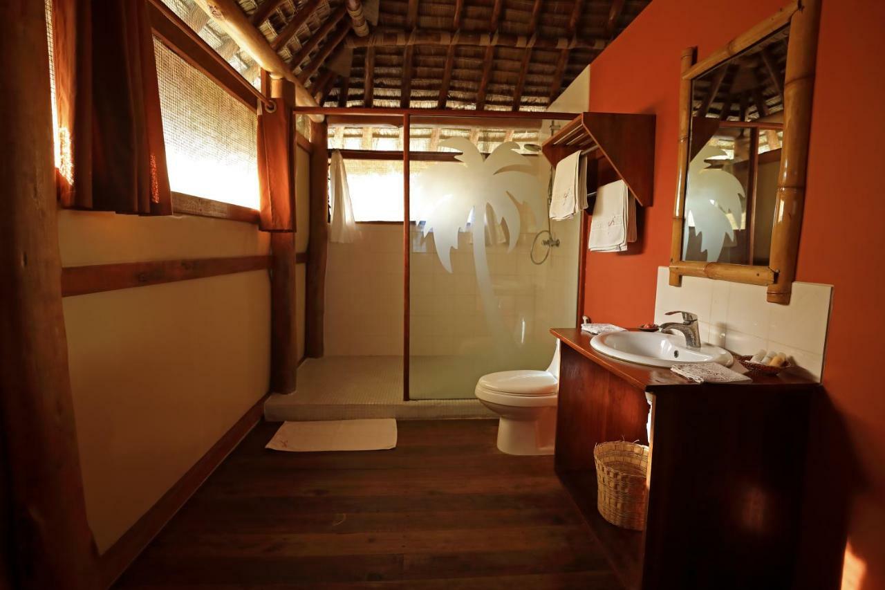 Barry'S Beach Resort Mkwaja Экстерьер фото